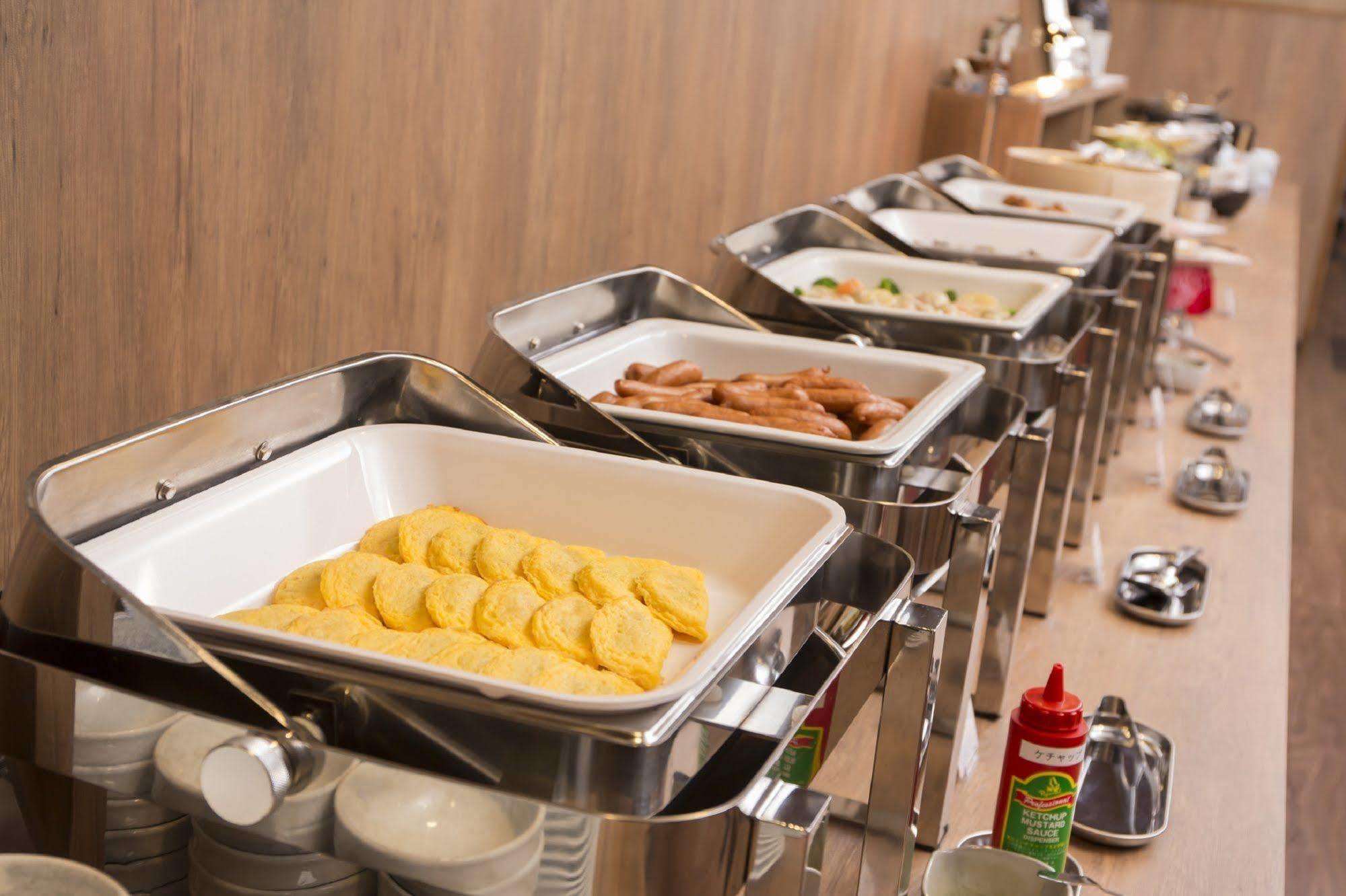 Hotel Route-Inn Wakamiya Inter Miyawaka Экстерьер фото