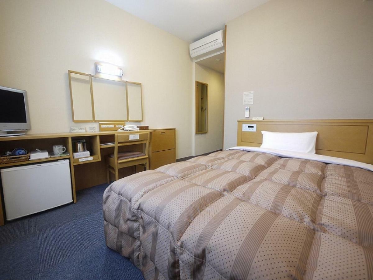 Hotel Route-Inn Wakamiya Inter Miyawaka Экстерьер фото