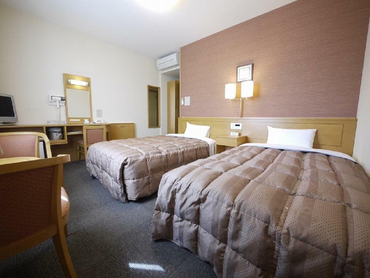 Hotel Route-Inn Wakamiya Inter Miyawaka Экстерьер фото